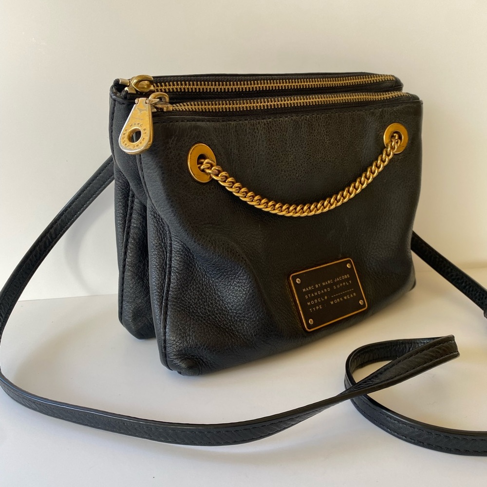 Marc by mark jacobs leather gold hardware crossbody bag